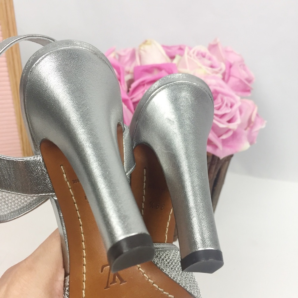 Vintage Louis Vuitton Silver Heels (Sz: 39.5) - Picture 7 of 8